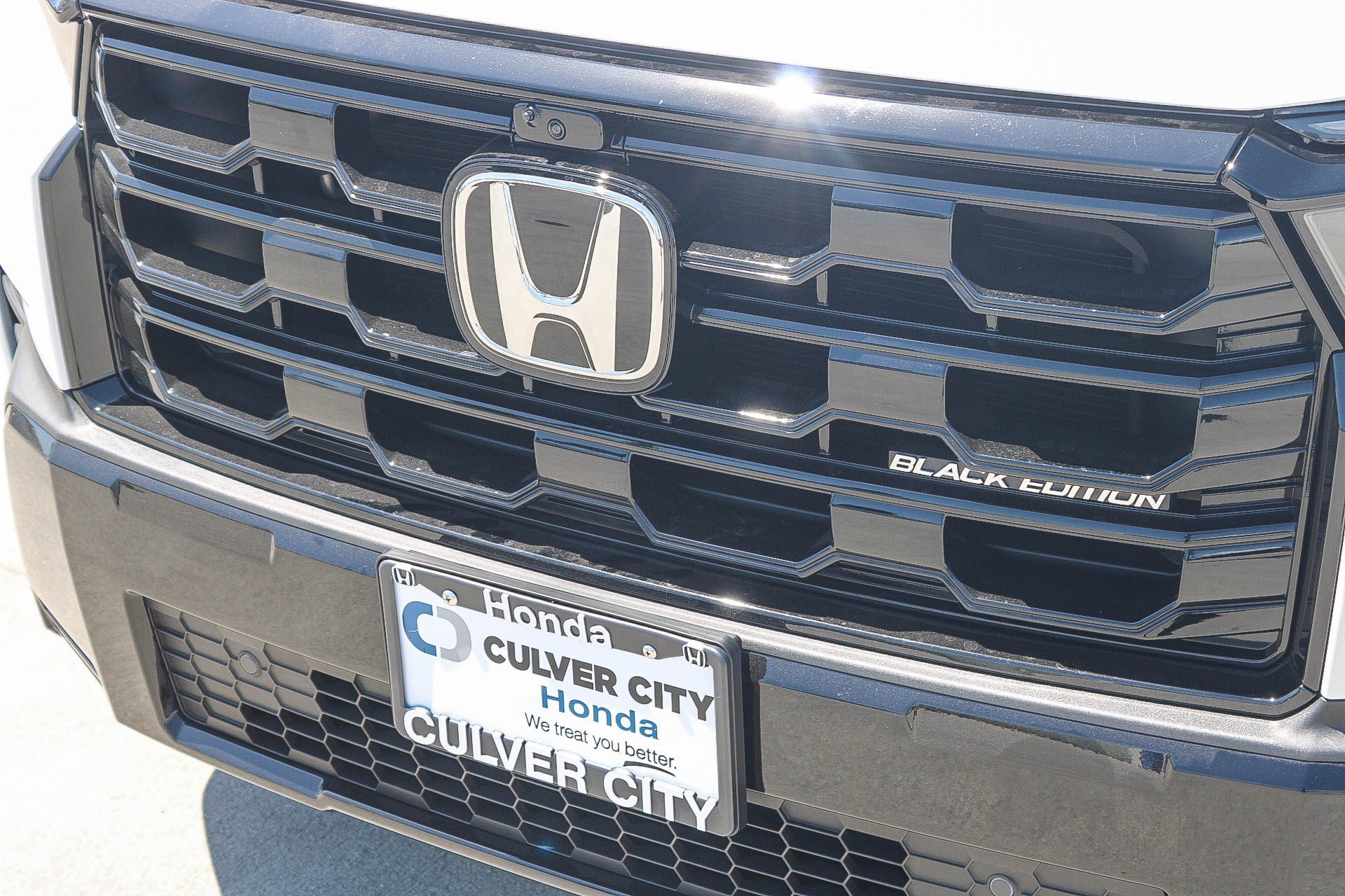 New 2026 Platinum White Pearl Honda Black Edition image 5