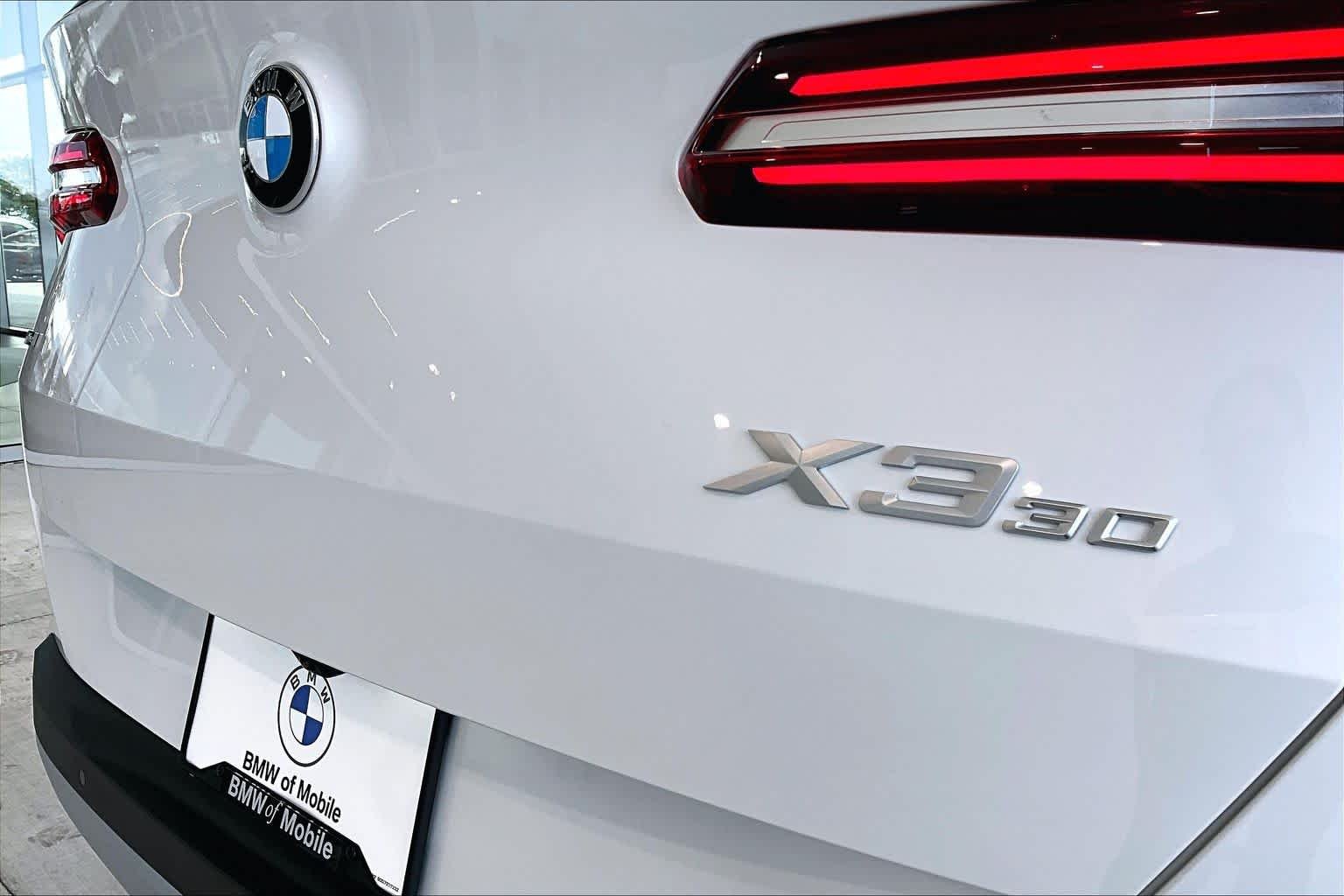 New 2026 Mineral White Metallic BMW 30 xDrive image 16
