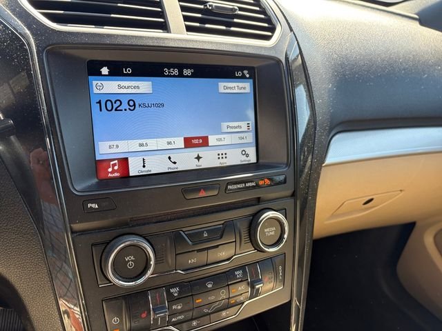 Used 2017  Ford XLT image 15