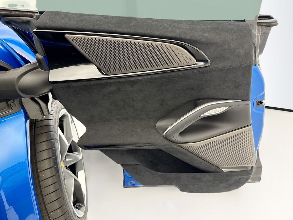 Used 2023 Blu Corsa Ferrari  image 25