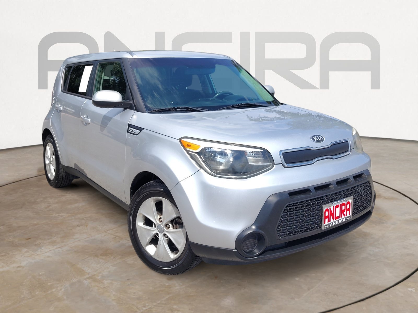 Used 2015 Bright Silver Kia Base image 4