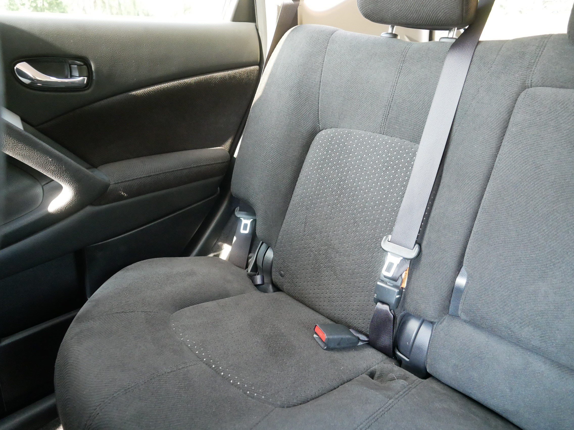 Used 2014 Super Black Nissan SV image 12