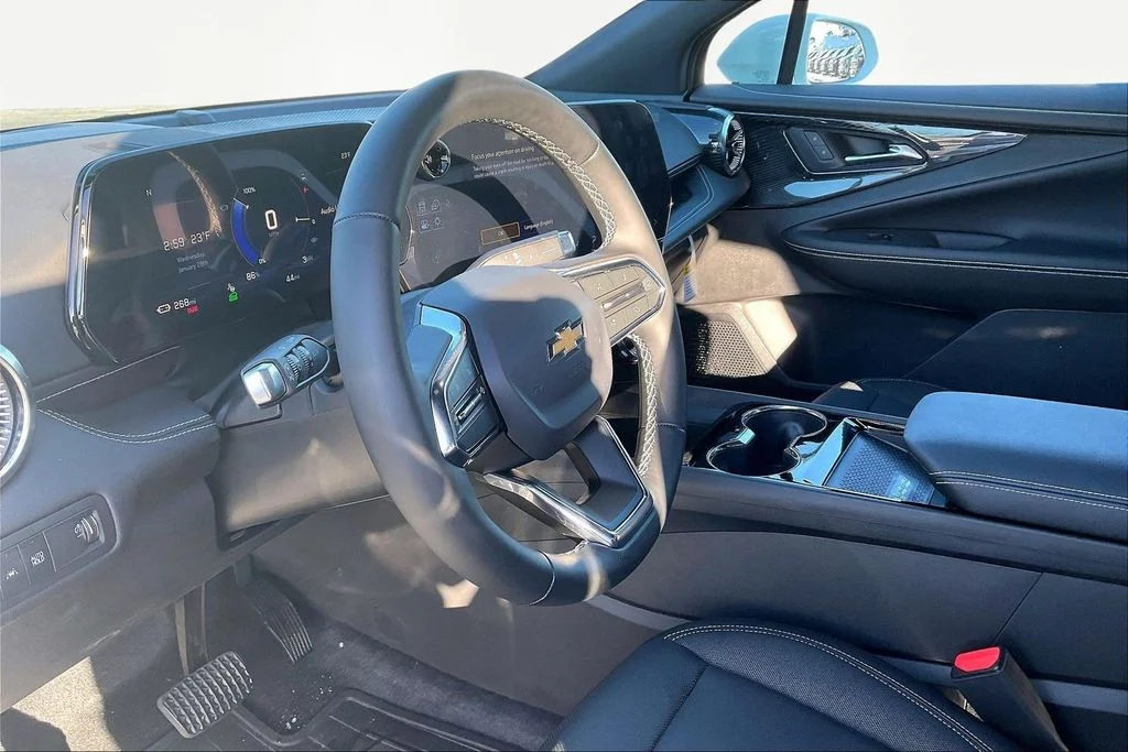 2025 Chevrolet Blazer EV LT - Photo 8