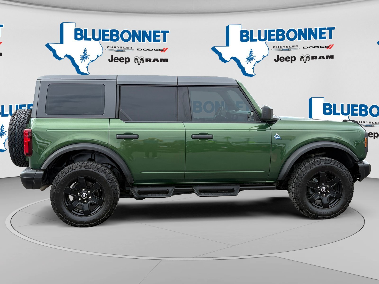 Used 2024 Green Metallic Ford Black Diamond image 4