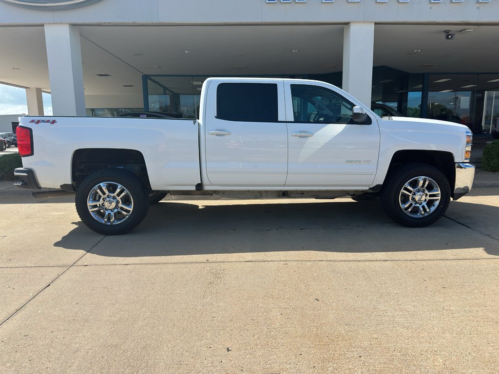 Used 2016 Summit White Chevrolet LT image 9