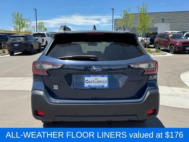 Used 2025 Blue Subaru Onyx Edition XT image 4