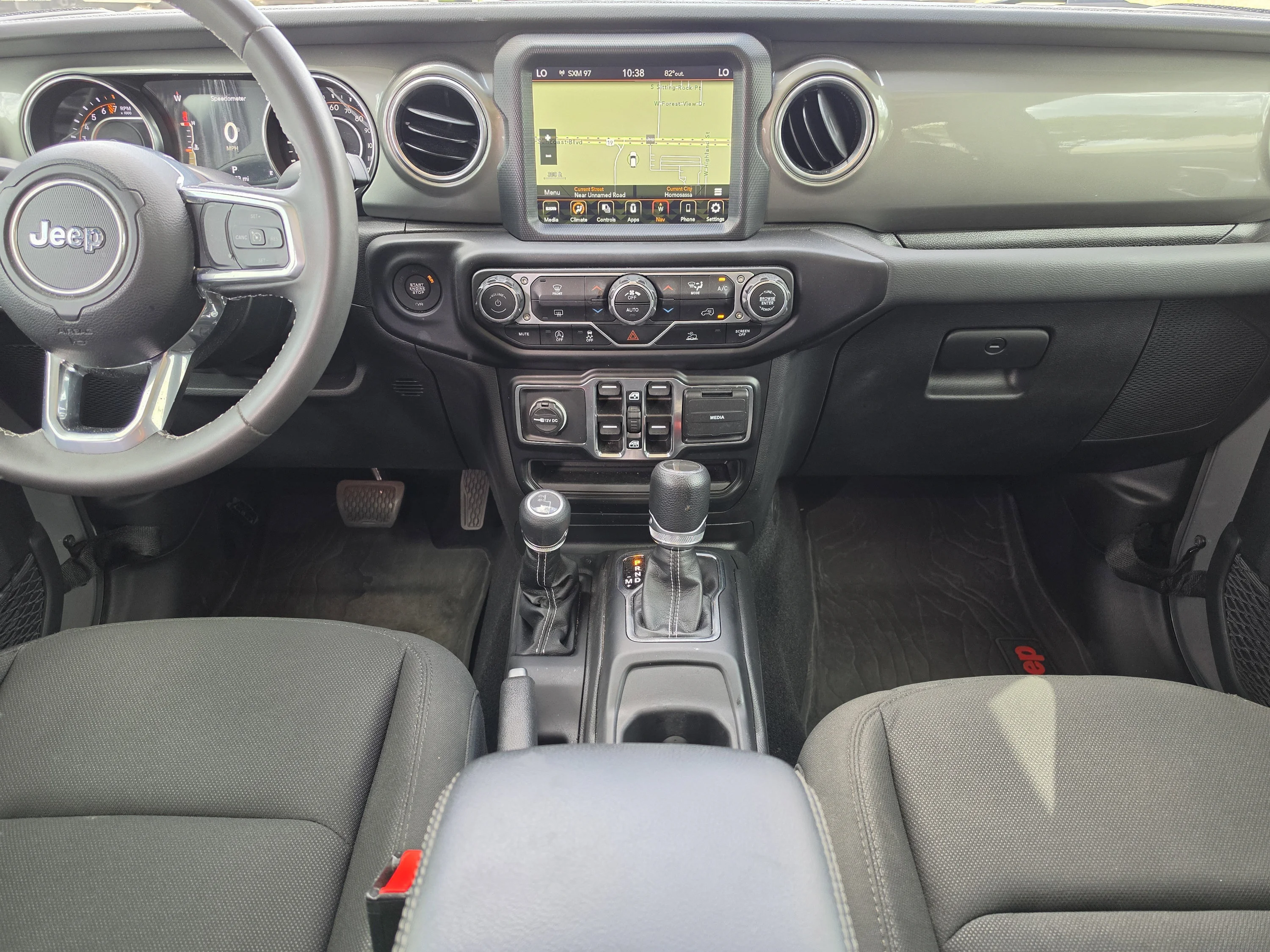 Used 2023 Sting-Gray Clearcoat Jeep Overland image 16