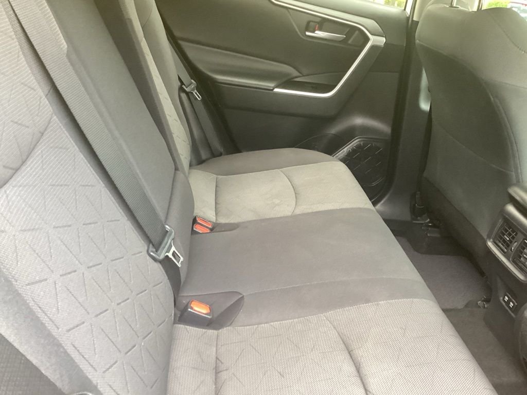 Used 2021 White Toyota XLE image 5