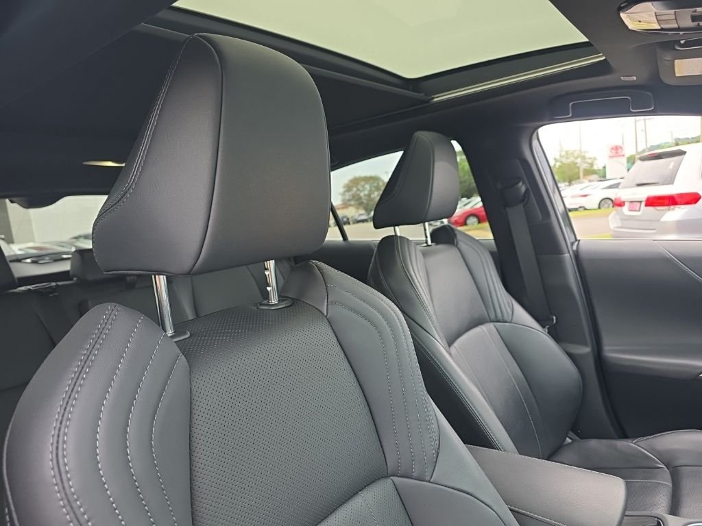 Certified Used 2023  Toyota Limited image 11