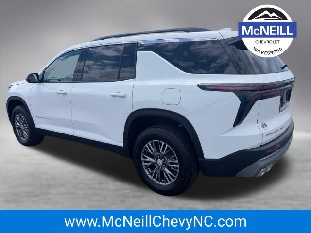 2027 Chevrolet Traverse LT - Photo 6