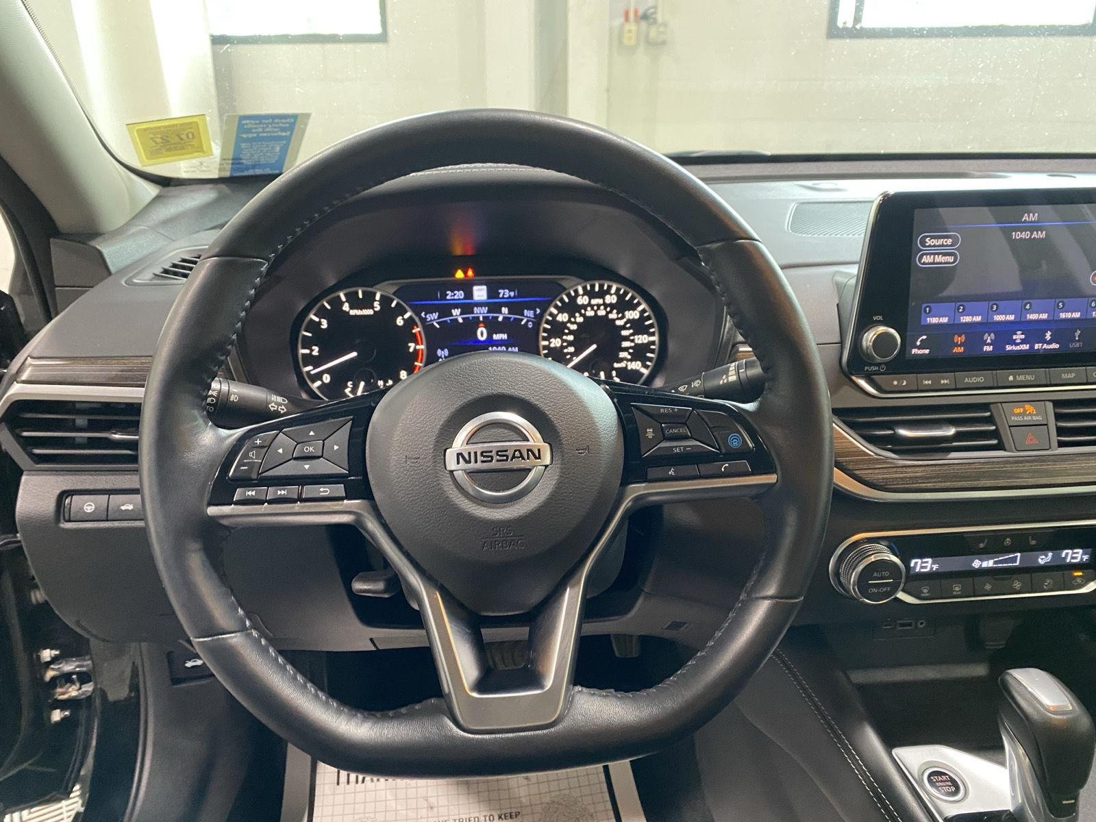 Used 2019 Super Black Nissan 2.5 SL image 21