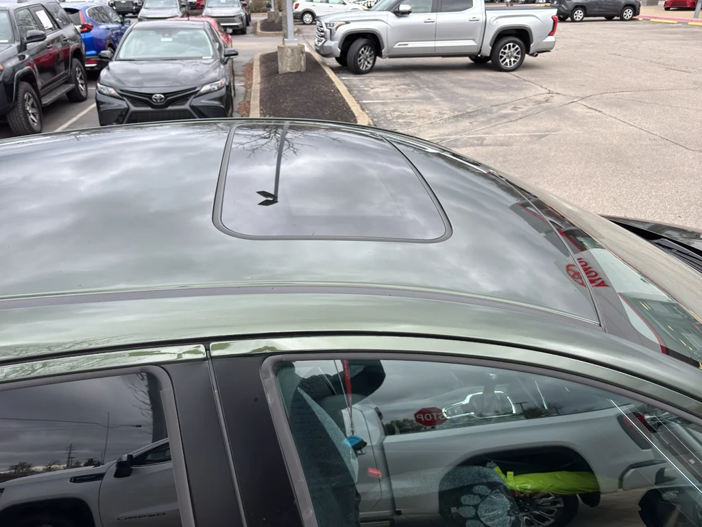 Used 2016  Honda EX image 5