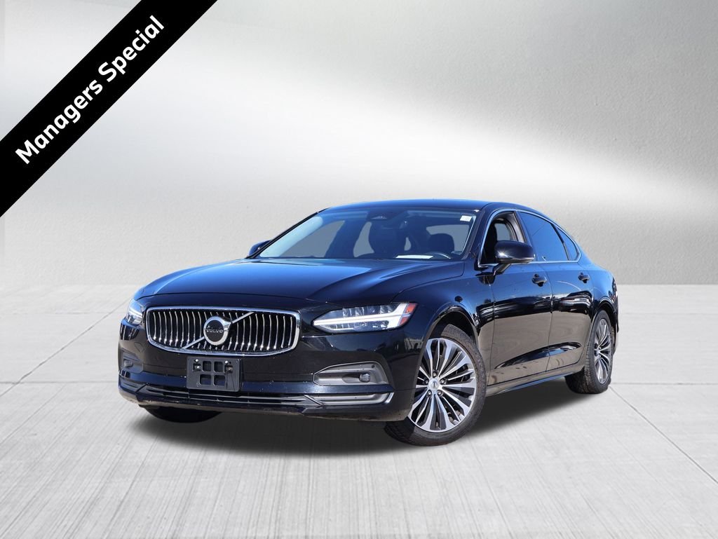 2022 Volvo S90 Momentum