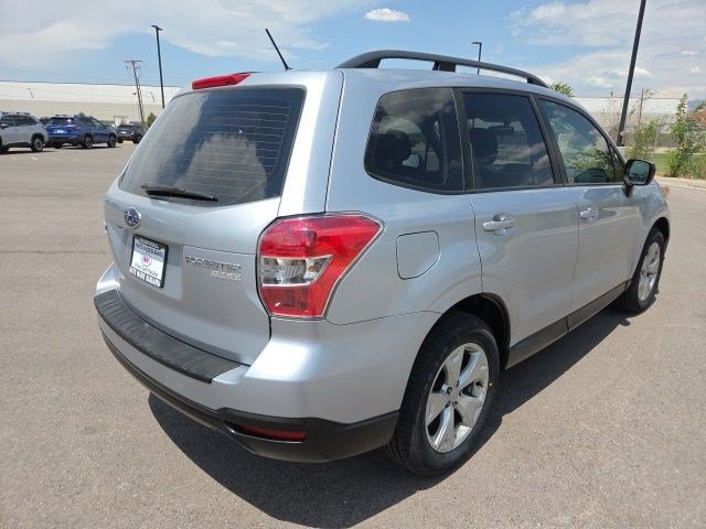Used 2015 Ice Silver Metallic Subaru 2.5i image 3