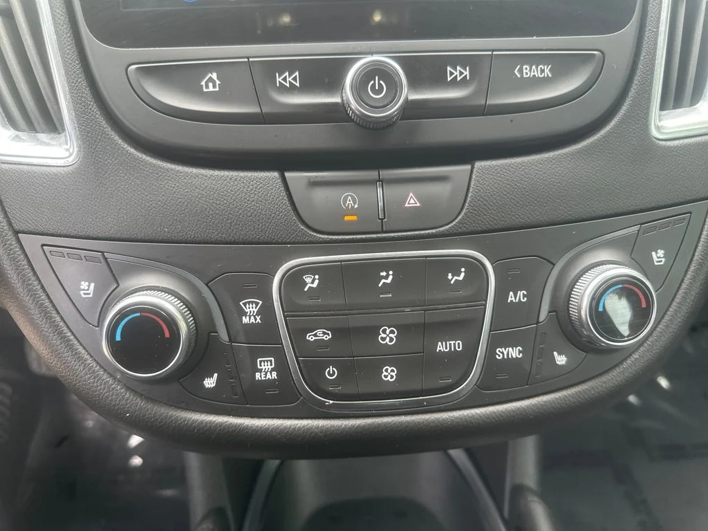 Used 2024 Gray Chevrolet LT image 13