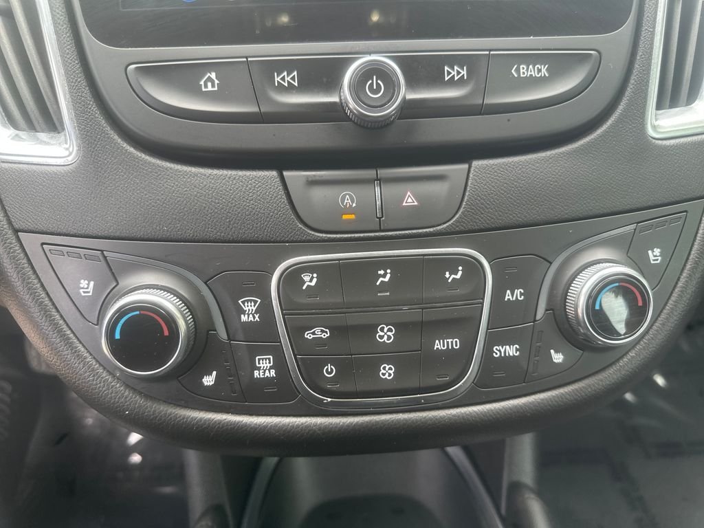 Used 2024 Gray Chevrolet LT image 13