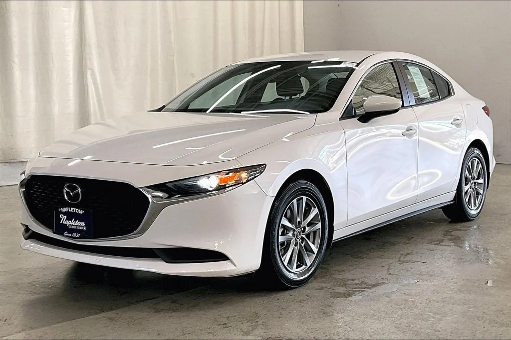 Certified Used 2026 White Mazda 2.5 S image 12