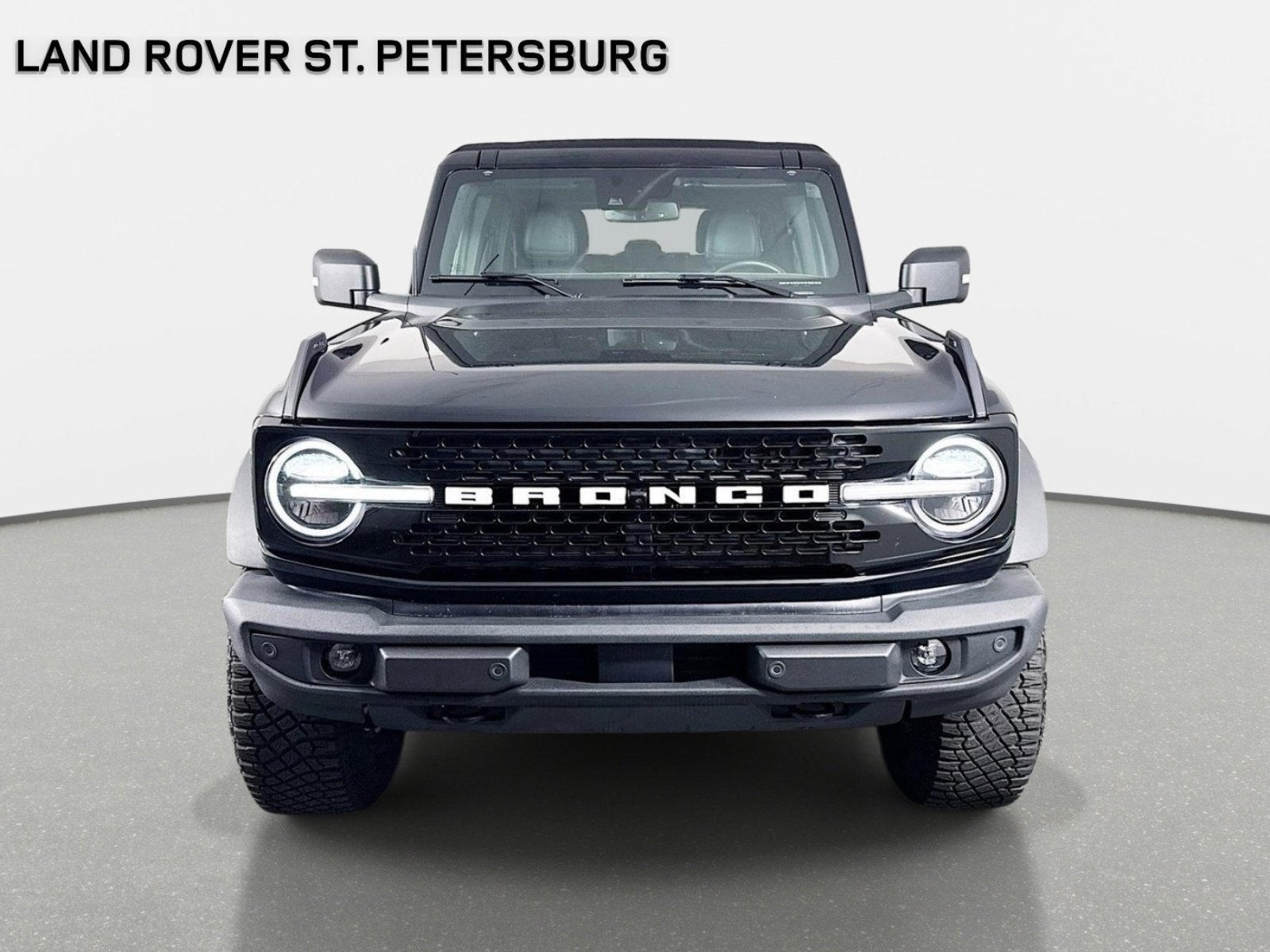 Used 2022 Shadow Black Ford Wildtrak image 2