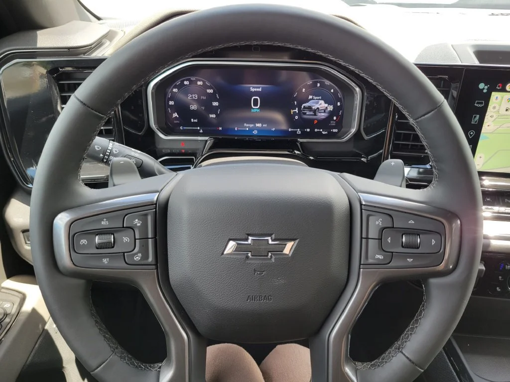 New 2026 Summit White Chevrolet ZR2 image 32