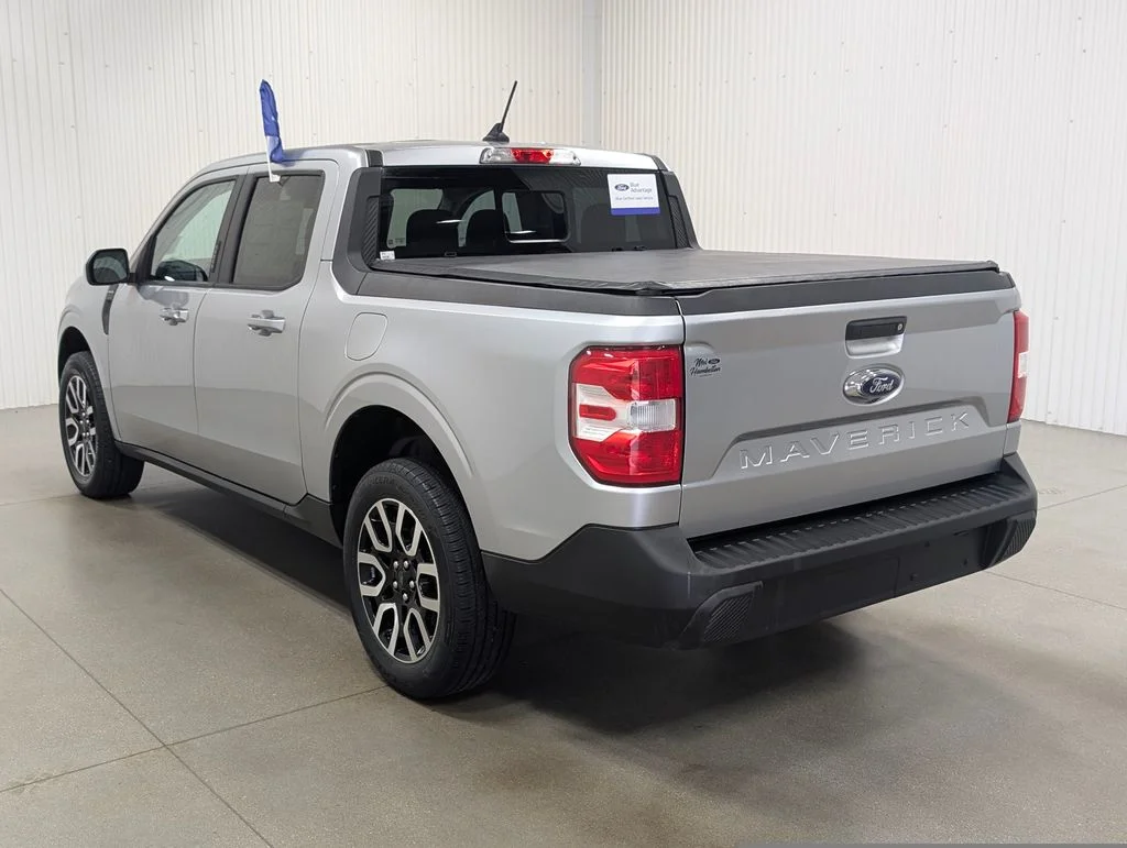 Certified Used 2022 Iconic Silver Metallic Ford Lariat image 22