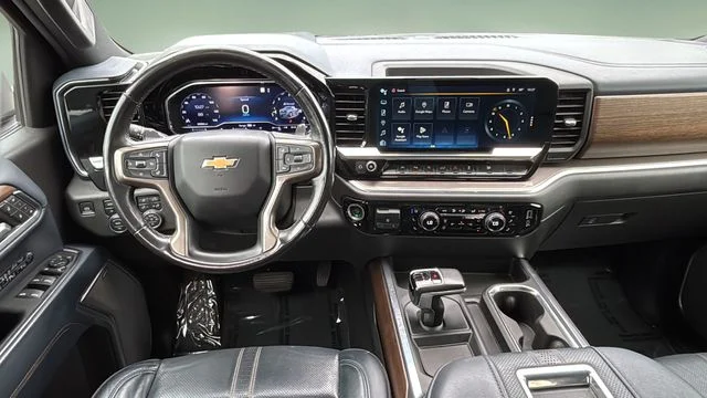 Used 2022 Beige Chevrolet High Country image 10