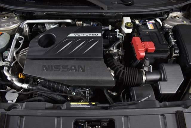 Used 2023 Gold Nissan Platinum image 23
