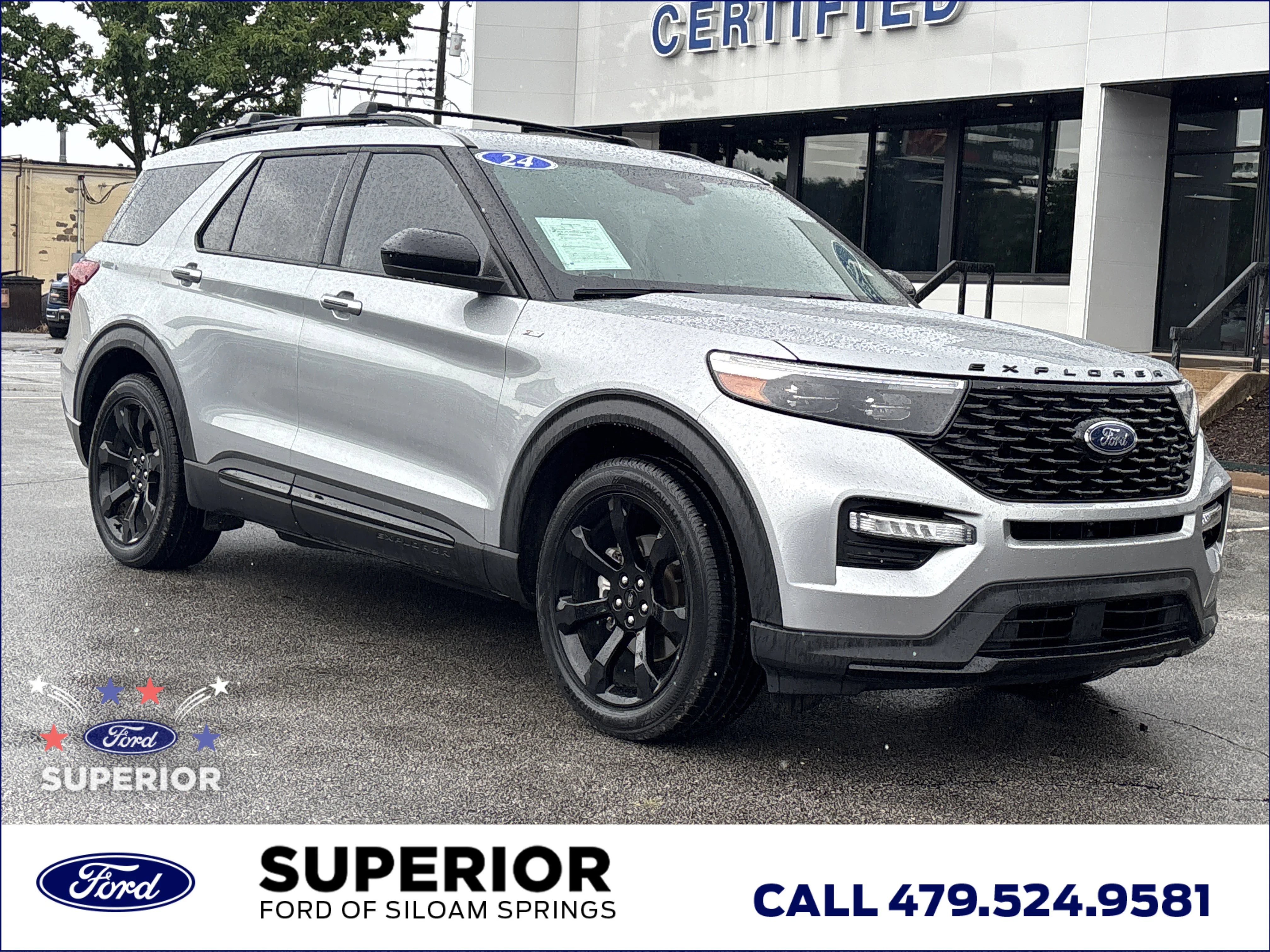 Used 2024 Iconic Silver Metallic Ford ST-Line image 1