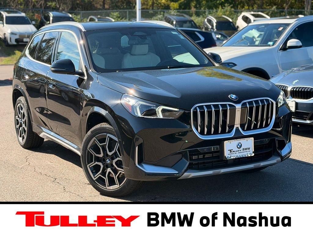 New 2027 Jet Black BMW xDrive28i image 1