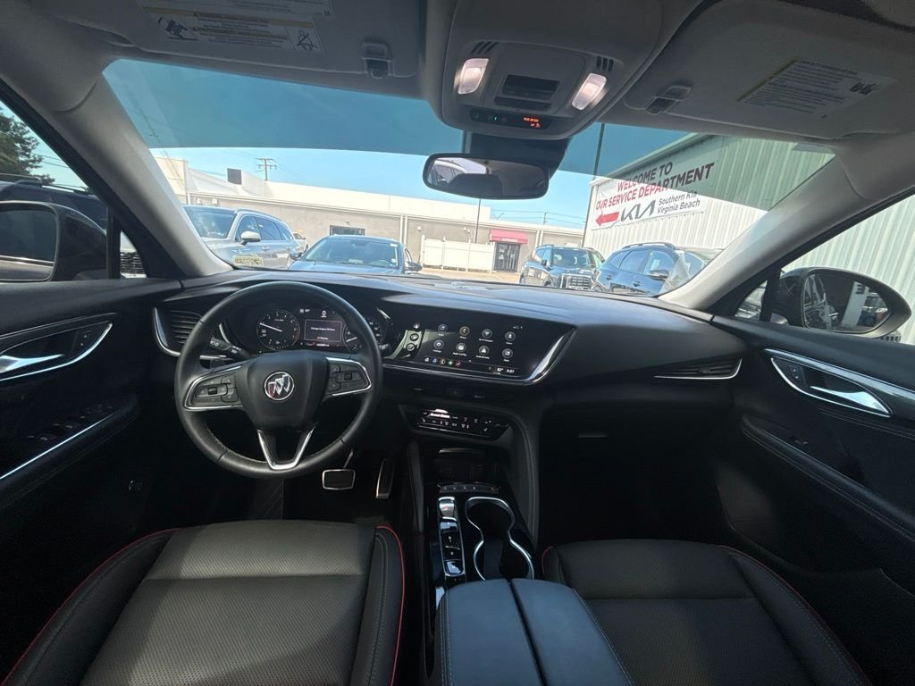 Used 2023 Black Buick Essence image 19