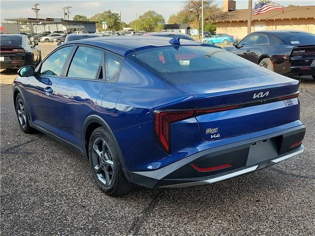 Used 2025 Blue KIA LXS (IVT) image 3