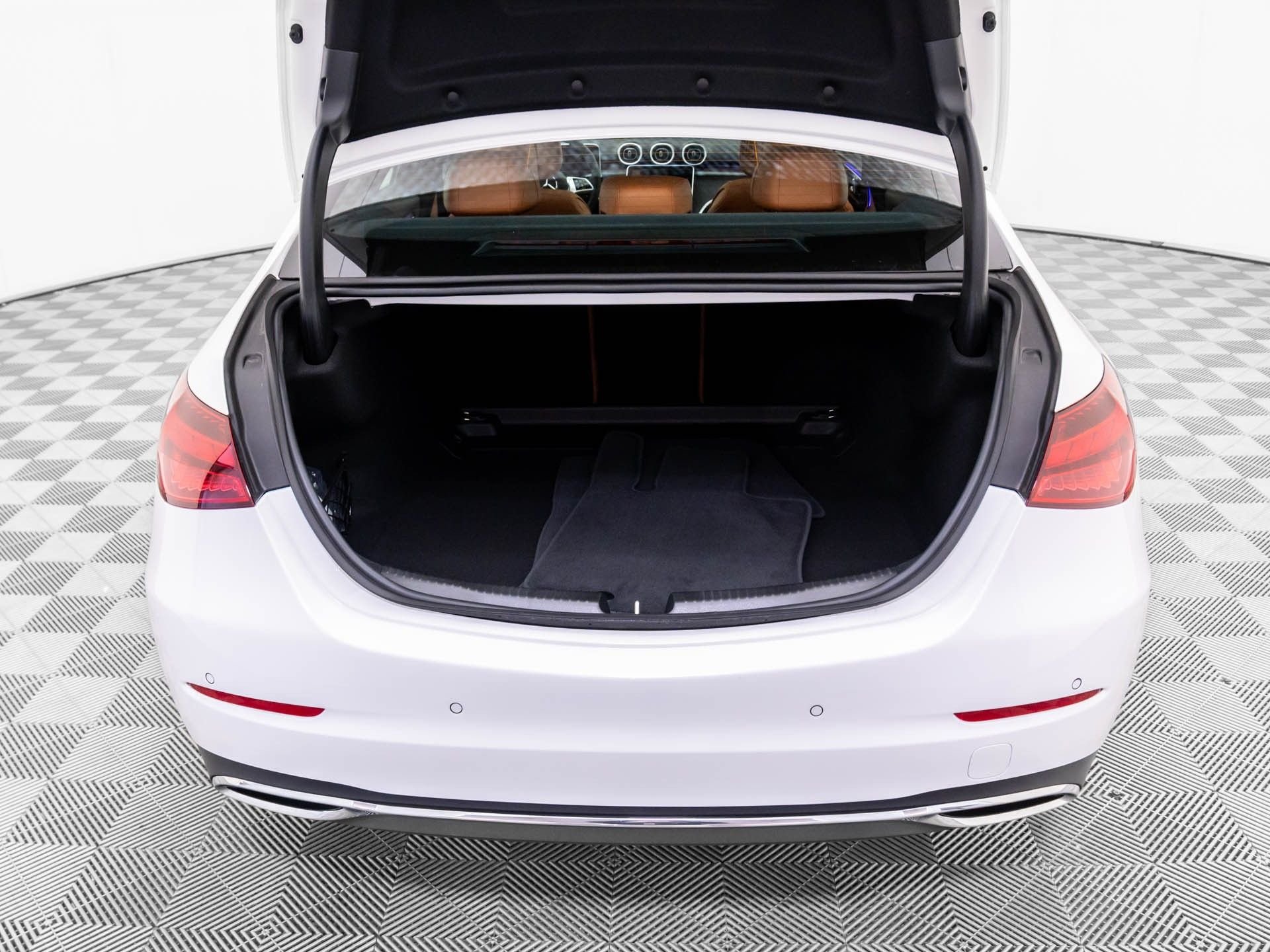 Used 2026 White Mercedes-Benz C 300 image 27