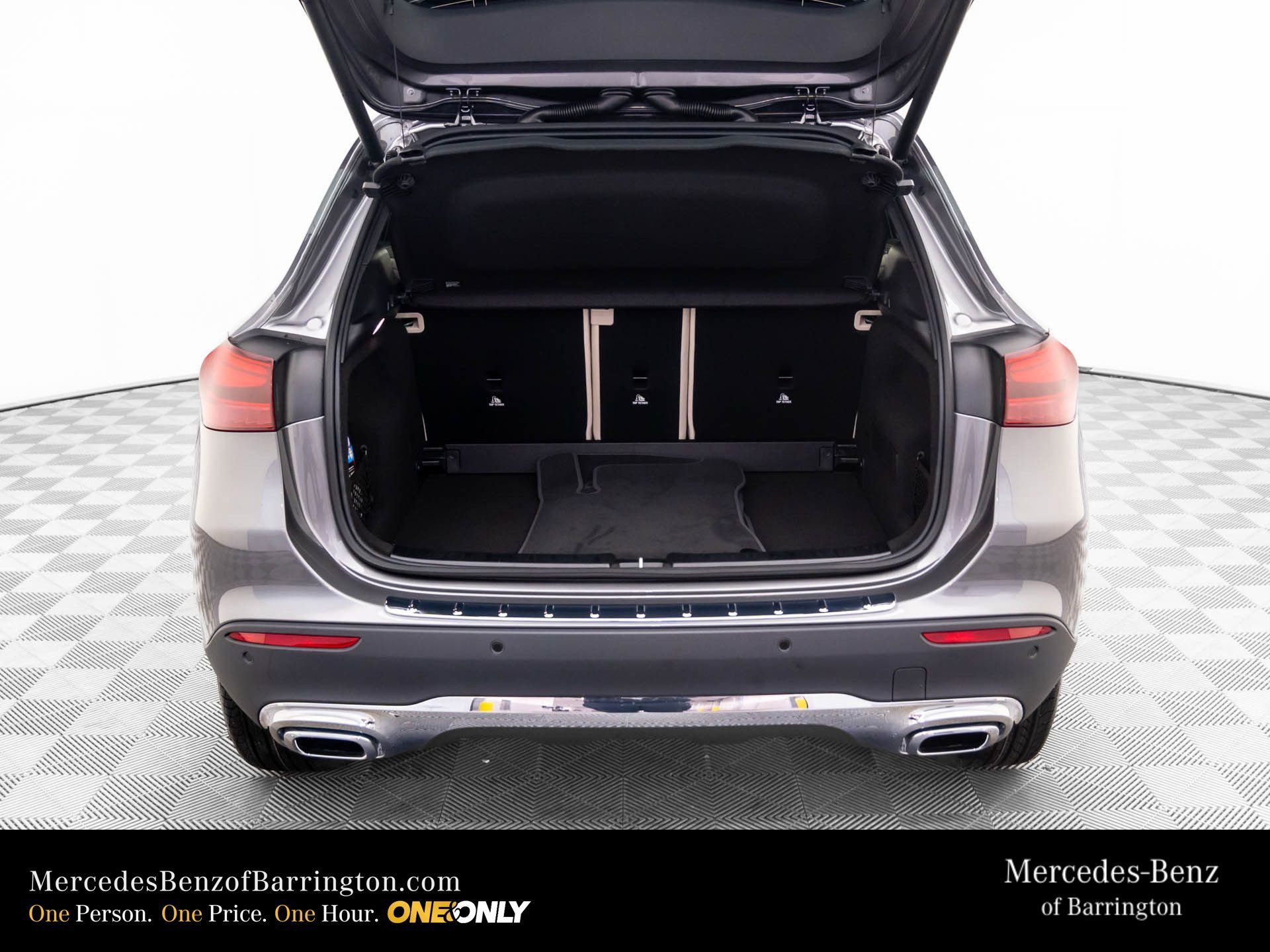 New 2026 Mountain Grey Metallic Mercedes-Benz GLA 250 image 79
