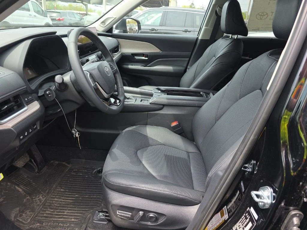 Certified 2026 Toyota Grand Highlander Limited with VIN 5TDACAB5XTS089670 for sale in Minneapolis, Minnesota
