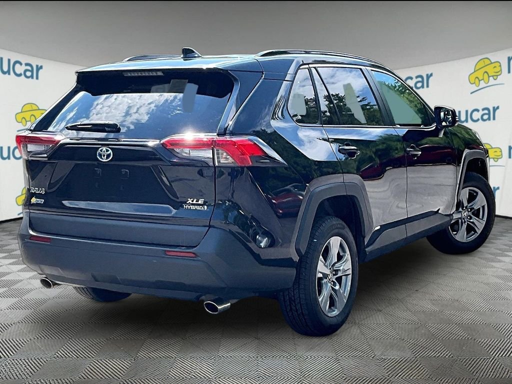 Used 2022 Midnight Black Metallic Toyota XLE image 6
