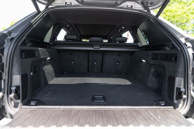 Certified Used 2024 Skyscraper Grey Metallic BMW xDrive40i image 33