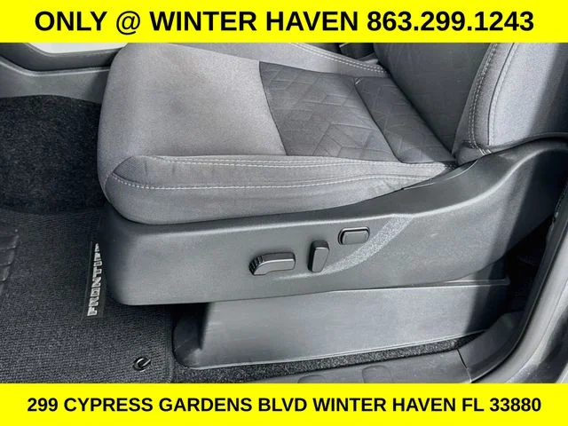 Used 2025 Gray Nissan SV image 18