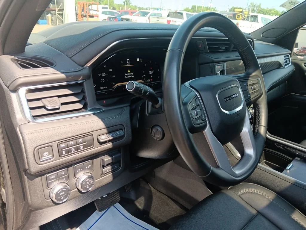 Used 2023 Onyx Black GMC Denali image 13