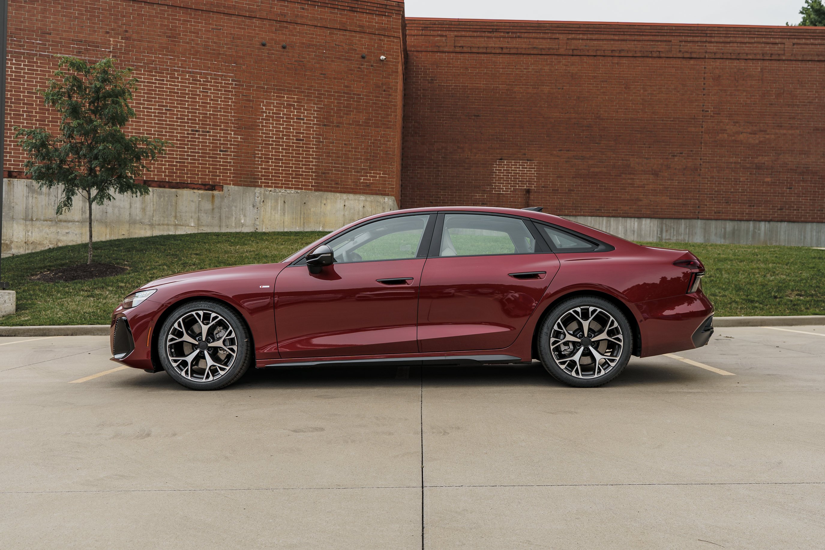 New 2026 GRENADINE RED Audi Prestige image 6