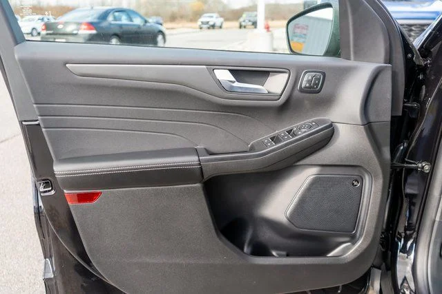 2025 Ford Escape Active - Photo 12