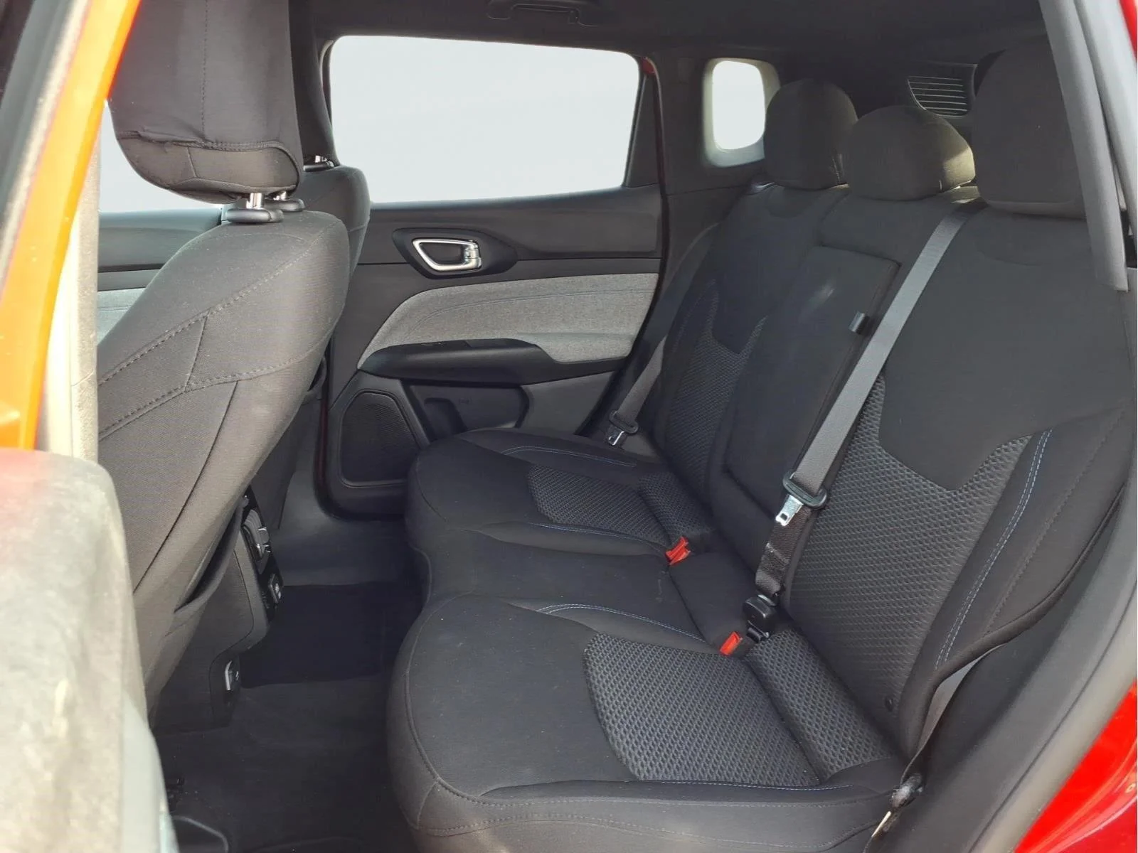 Used 2023 Redline Pearlcoat Jeep Sport image 9