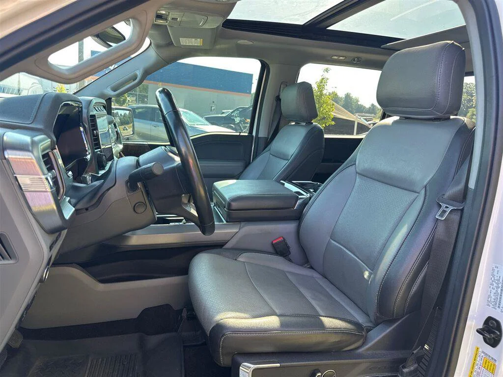 Used 2021 White Ford Lariat image 5