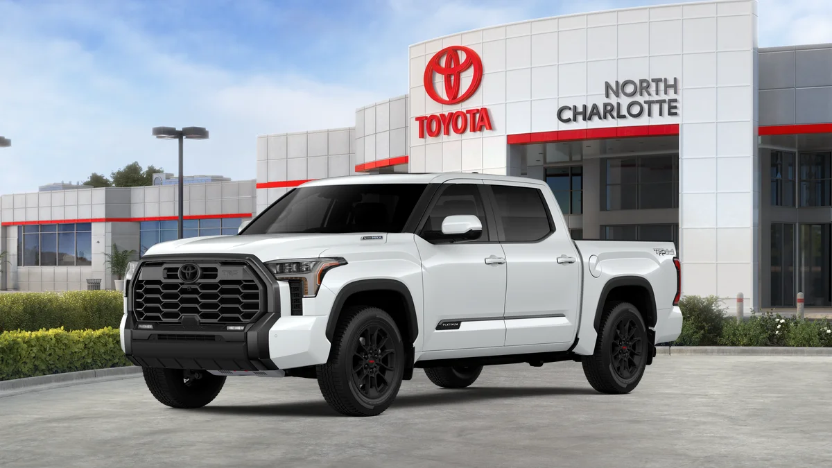 2026 Toyota Tundra i-FORCE MAX Platinum i-FORCE MAX