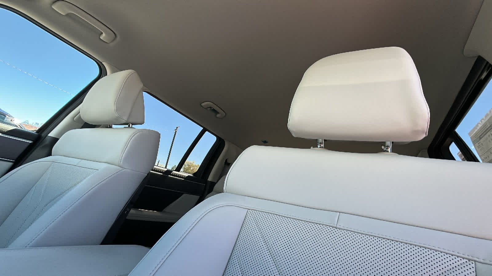 New 2026 Rockwood Green Hyundai SEL image 11