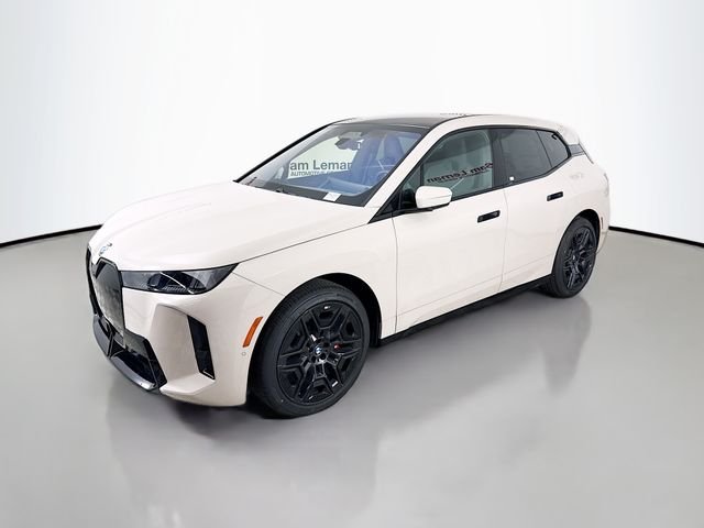 Used 2026 Gray Metallic BMW xDrive60 image 3
