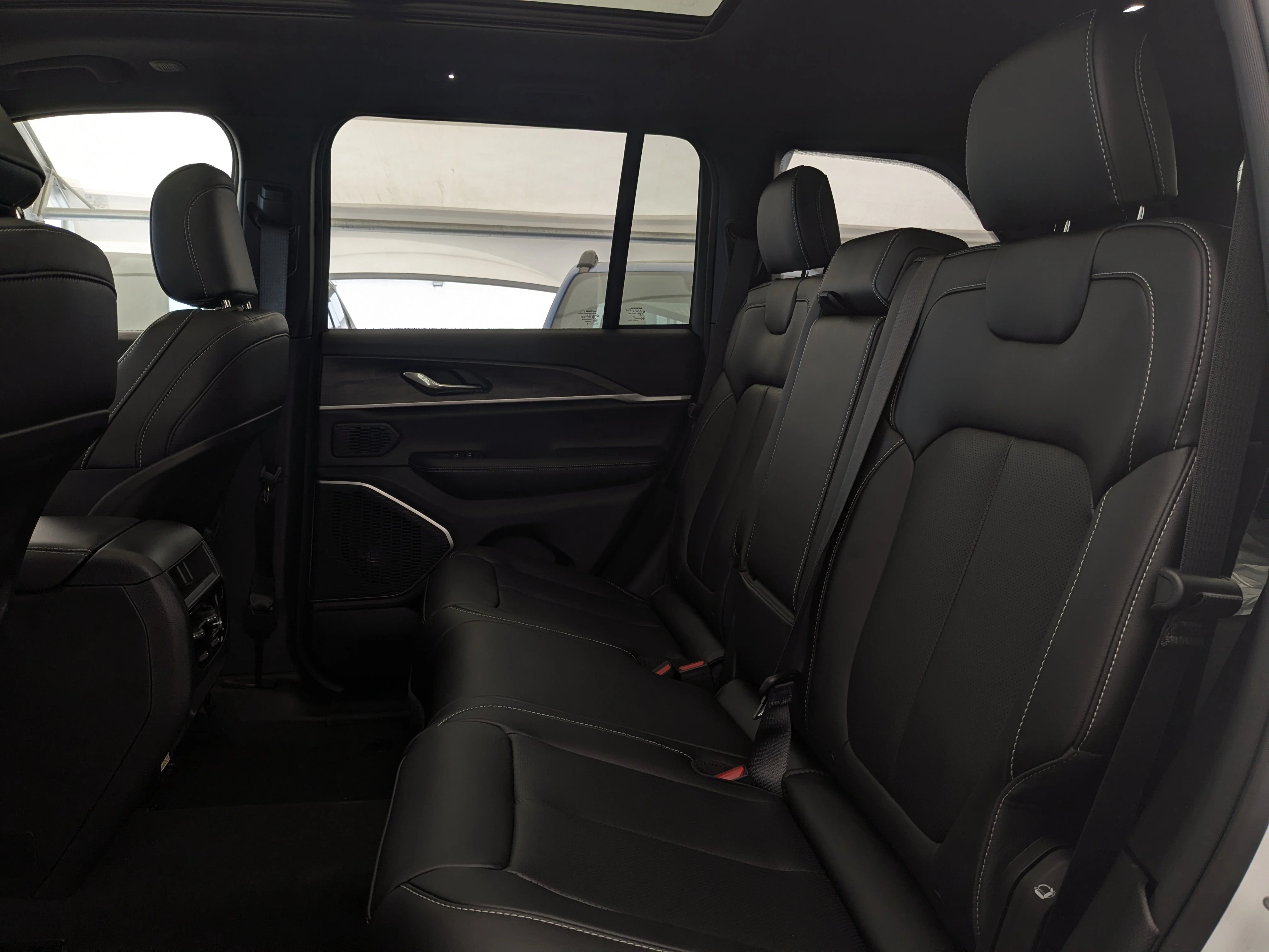 New 2026 White Jeep 85th Anniversary - - $12K Pref Pkg 2C7 - Pano Sunroof - 2nd Row Heated Seats - Leatherette & More! image 27