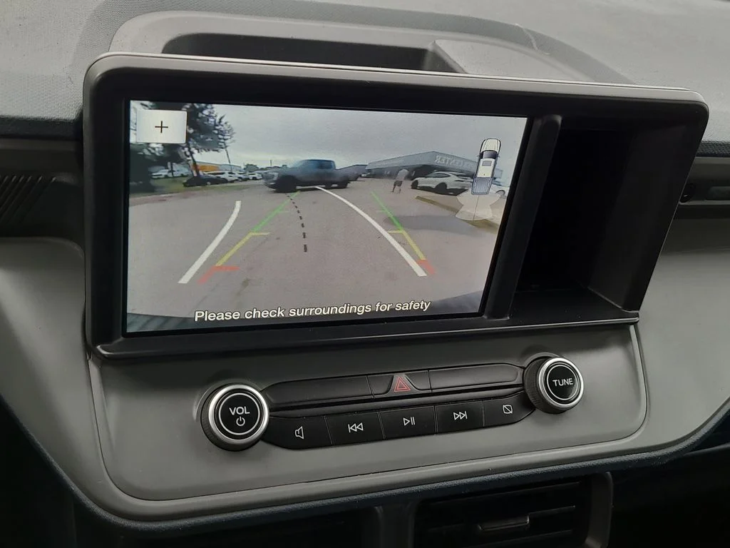 Used 2022 White Ford XL image 24