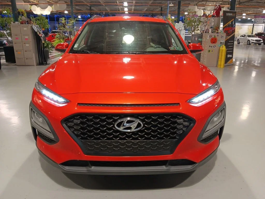 Used 2020 Sunset Orange Hyundai SEL image 3