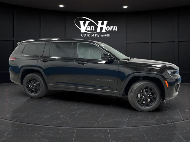 New 2026 Diamond Black Crystal Pearl-Coat Exterior Paint Jeep Laredo image 8