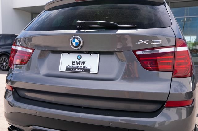 Used 2017 Space Gray Metallic BMW xDrive28i image 13