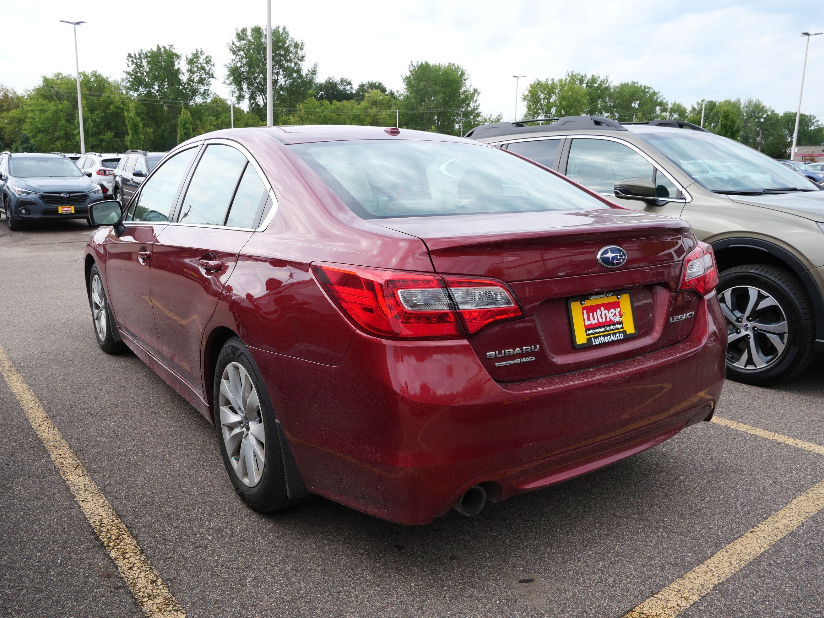 Used 2015 Venetian Red Pearl Subaru 2.5i Premium image 6